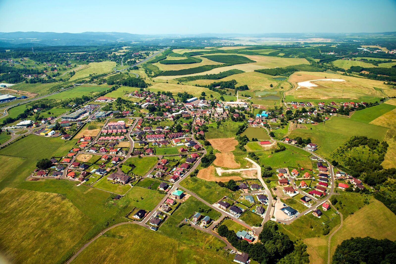 Letecký pohled na Jenišov